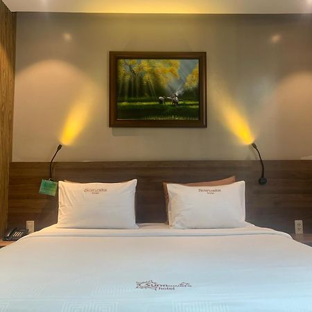 Sunflower Luxury Hotel Ho Chi Minh City Exterior photo