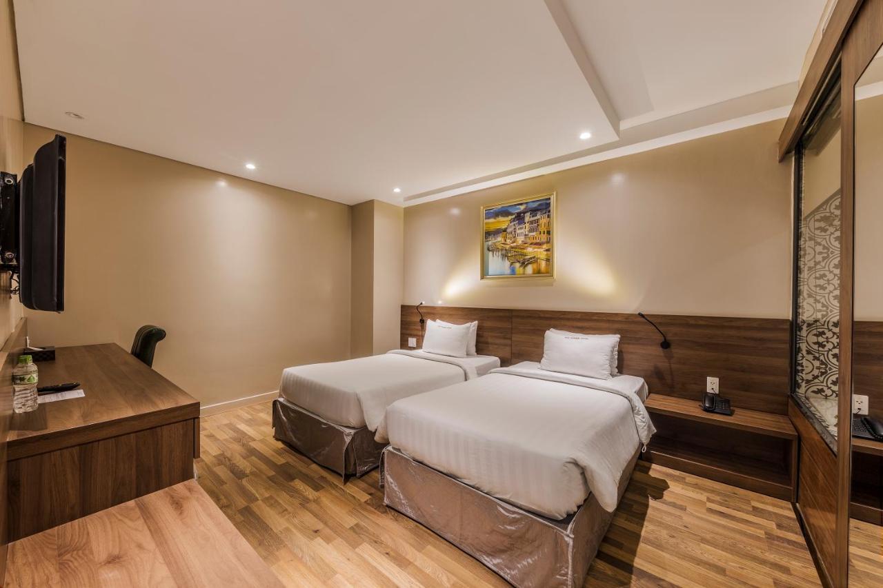 Sunflower Luxury Hotel Ho Chi Minh City Exterior photo